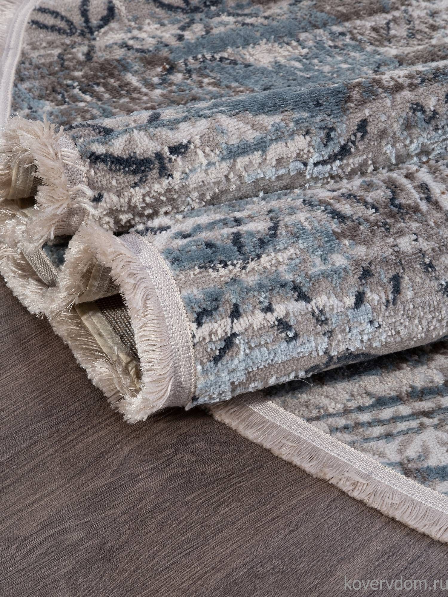 Ковер RODOS 7435A L.BLUE / CREAM Овал Ковер RODOS 7435A L.BLUE / CREAM Овал